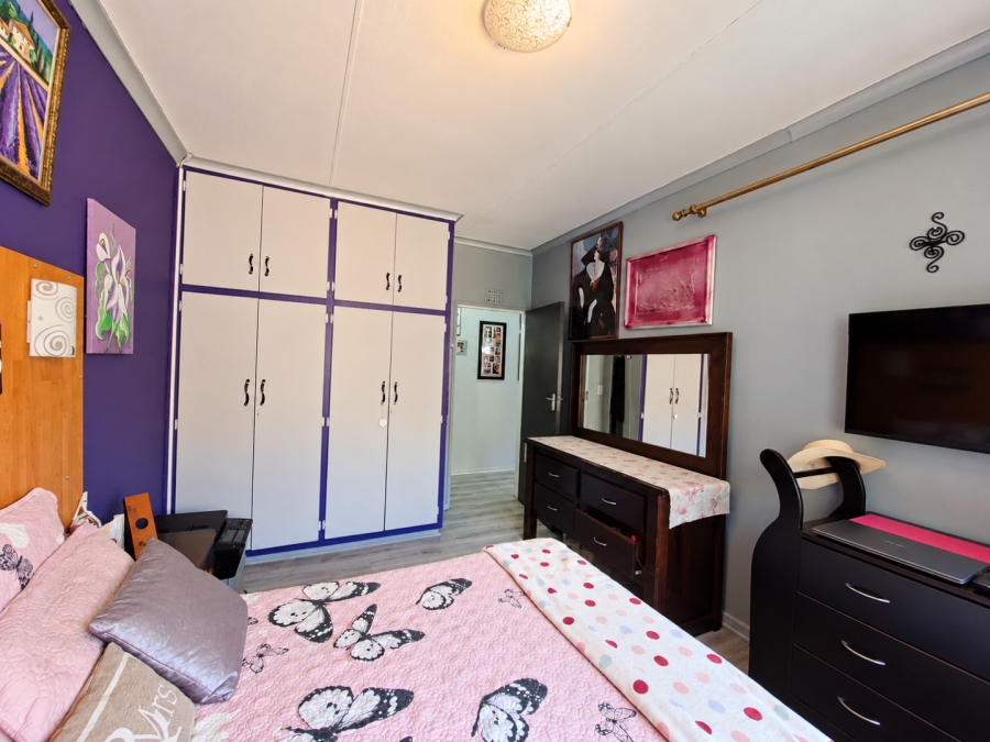 2 Bedroom Property for Sale in Navalsig Free State